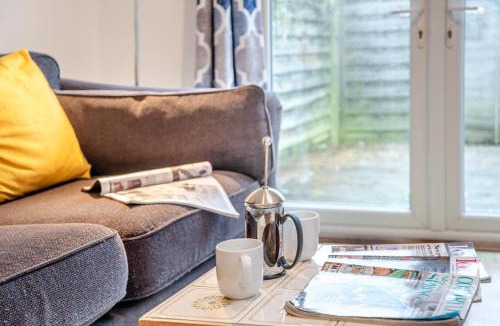 Hindhead House | 1 Bed in Hindhead oc-w34256