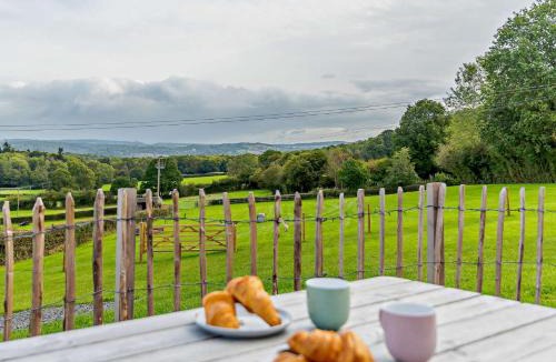 Little Dewchurch House | 1 Bed in Hoarwithy 93440