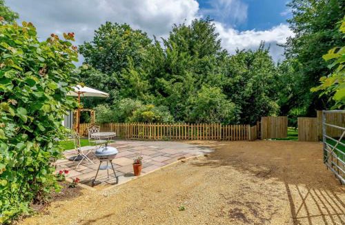 Blackford House | 1 Bed in Holton 83499