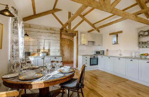 Churchill House | 1 Bed in Langford 85559