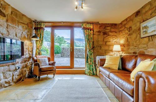 Leek House | 1 Bed in Meerbrook 87507