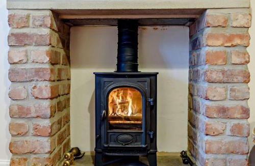 Monyash House | 1 Bed in Monyash PK760