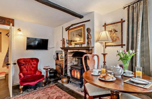 Nether Stowey House | 1 Bed in Nether Stowey 95168
