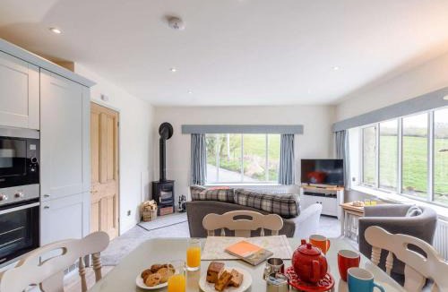 Summerbridge House | 1 Bed in Pateley Bridge 76511