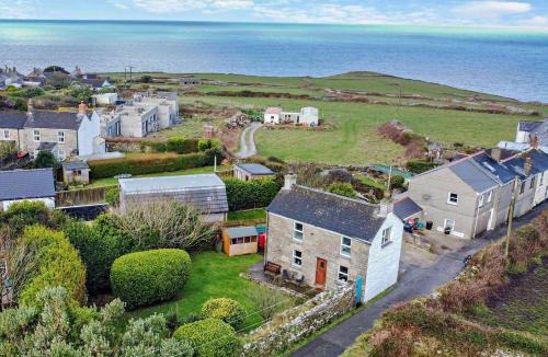 Lower Boscaswell House | 1 Bed in Pendeen 47390