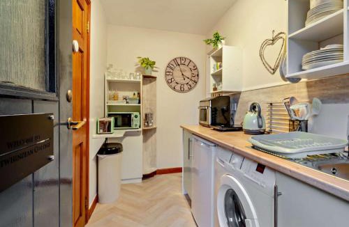 Powmill House | 1 Bed in Powmill 95872