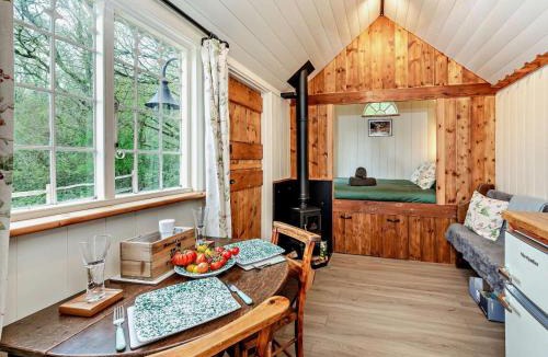 Clayton House | 1 Bed in Poynings 90450