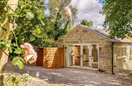 Beeley House | 1 Bed in Stanton Lees 89283