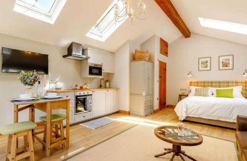 Beeley House | 1 Bed in Stanton Lees 89283