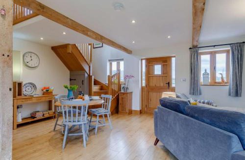 Tirley House | 1 Bed in Tirley 60276