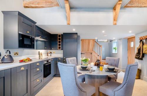 Forest of Dean House | 1 Bed in Tirley 95793