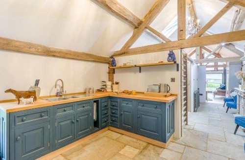 Angelbank House | 1 Bed in Wheathill oc-t29765