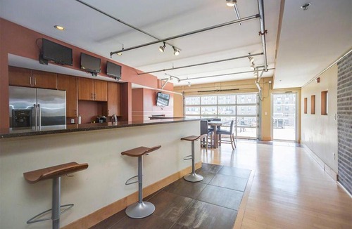 Downtown West Apartment | 1+ Bed Loft - Downtown Near Conv Ctr