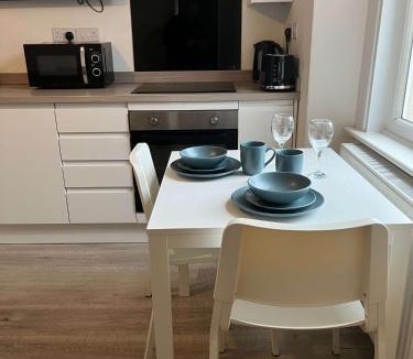 Weston-super-Mare Apartment | 1 Bed Room Flat Close to seafront