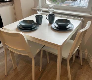 Weston-super-Mare Apartment | 1 Bed Room Flat Close to seafront