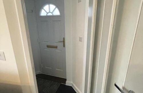 East Hagbourne House | 1 Bed-Sleeps 4-Garden-Free Parking