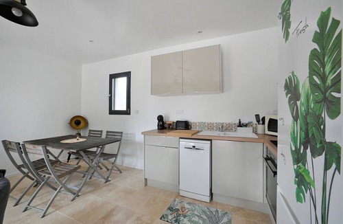Favas House | 1 bedroom stunning home in Saint-Bauzille-de-Mont