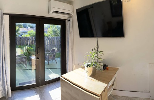 North Miami Beach House | 1 bedroom 1 bath sleeps 2 adults