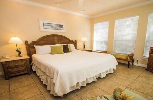 Bradenton Beach Hotel | 1 Bedroom, 1 Bathroom Deluxe. Pet Friendly