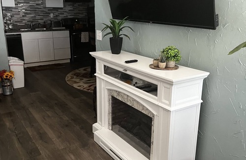 Eastland Apartment | 1 bedroom, 1 bath apartment in delightful Eastland.nCozy, quiet, and nice view.