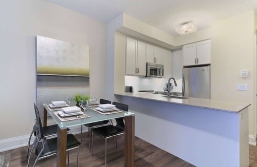 Old Mill Apartment | 1 Bedroom/1 Bathroom Suite