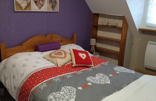 Louvigne-du-Desert House | 1 Bedroom (2 persons) in a quiet area. Breakfast included