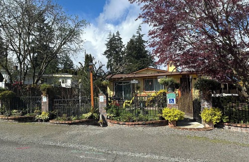 Des Moines House | 1-Bedroom-2PAX-“Helen’s Garden House”🏡Minutes from airport@Des Moines-Seattle WA