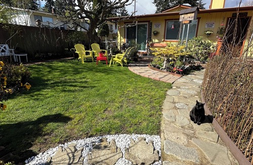 Des Moines House | 1-Bedroom-2PAX-“Helen’s Garden House”🏡Minutes from airport@Des Moines-Seattle WA