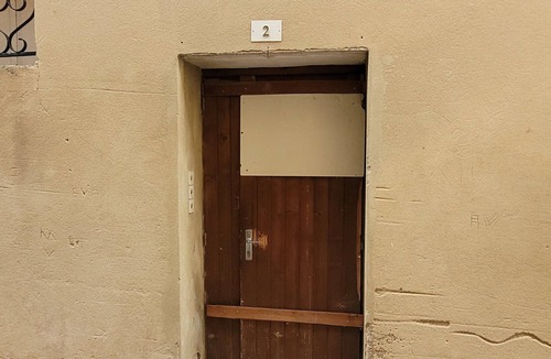 Chateauneuf-du-Pape Apartment | 1 Bedroom Apartment in ChÃ¢teauneuf-du-Pape