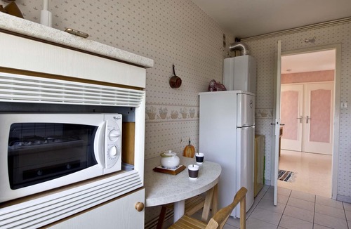 Chateau-d'Olonne Apartment | 1-bedroom apartment near the beach with loggia and pet-friendly