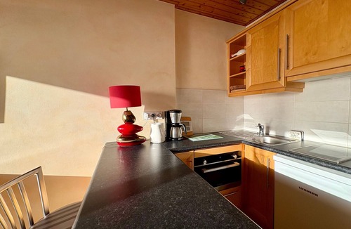 Saint-Jean-de-Monts Apartment | 1-bedroom apartment, 4 ppl, private parking, sea-facing, sailing school