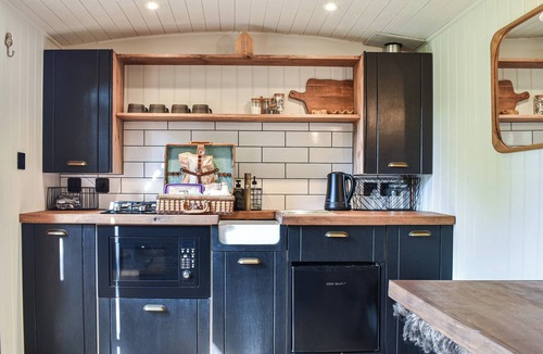 Carlton-in-Cleveland Cottage | 1 bedroom accommodation in Battersby Junction