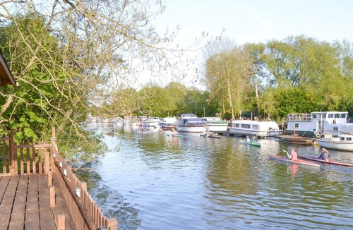 Thorpe St Andrew Cottage | 1 bedroom accommodation in Thorpe River Green