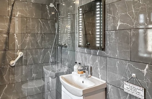 Forest of Dean Cottage | 1 bedroom accommodation in Upton-Upon-Severn