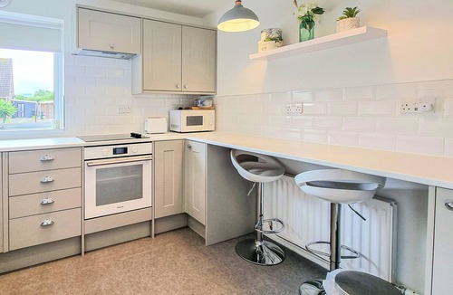 Uphill Cottage | 1 bedroom accommodation in Uphill, near Weston-Super-Mare