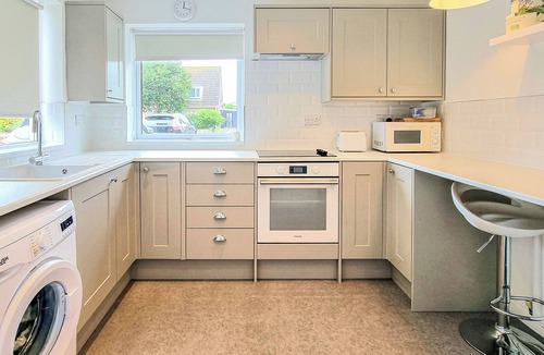 Uphill Cottage | 1 bedroom accommodation in Uphill, near Weston-Super-Mare