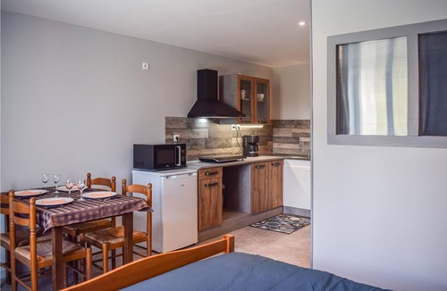 Plouer-sur-Rance Apartment | 1 bedroom accommodation in Plouër sur Rance