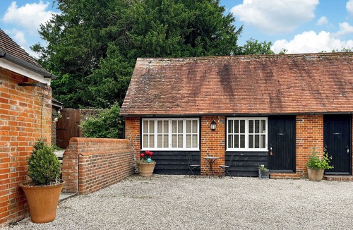East Tytherley Cottage | 1 bedroom accommodation in East Tytherley