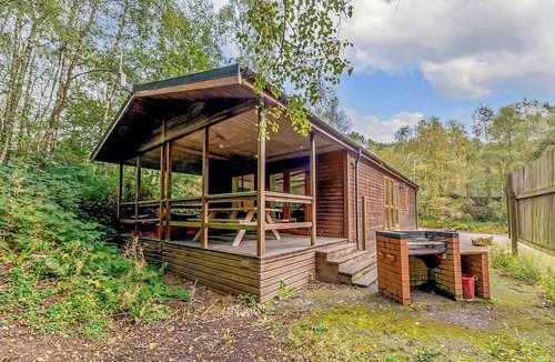 Freehay Ski Chalet | 1 bedroom accommodation in Freehay, Cheadle