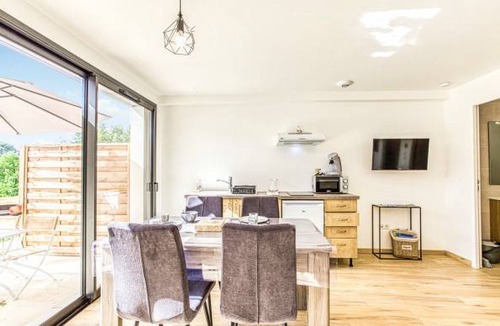 Gages Apartment | 1 bedroom accommodation in MONTROZIER