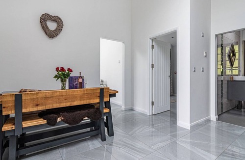 Ynysddu Cottage | 1 bedroom accommodation in Mynydd Islwyn