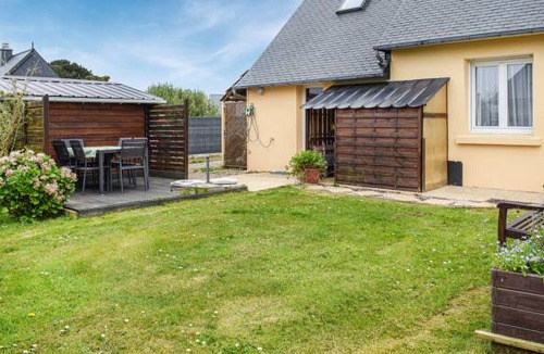 Trelevern Apartment | 1 bedroom accommodation in Trelevern