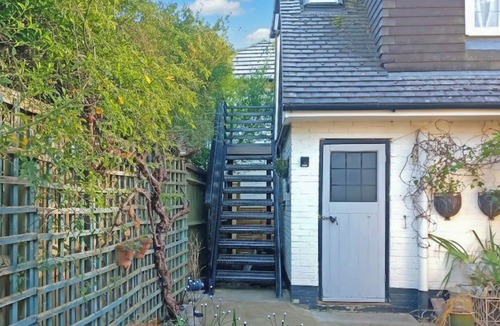 Middleton-on-Sea Apartment | 1 bedroom accommodation in Bognor Regis