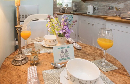 Tunstall Cottage | 1 bedroom accommodation in Harriseahead