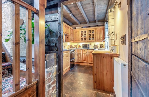 Pentrefelin Cottage | 1 bedroom accommodation in Abergorlech