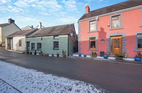 Pentrefelin Cottage | 1 bedroom accommodation in Abergorlech