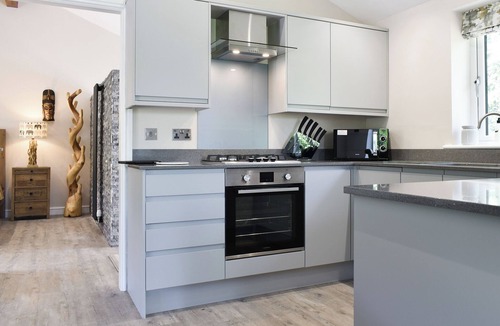 Allithwaite Ski Chalet | 1 bedroom accommodation in Allithwaite