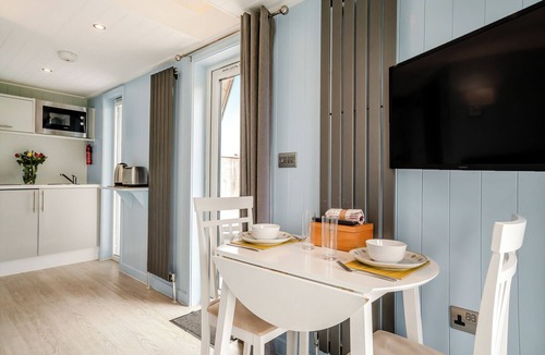 Carlton-in-Cleveland Ski Chalet | 1 bedroom accommodation in Great Busby