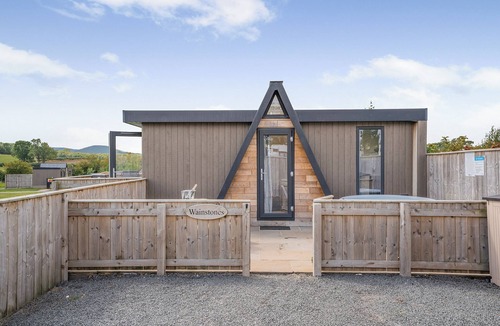 Carlton-in-Cleveland Ski Chalet | 1 bedroom accommodation in Great Busby