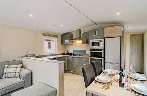 Stuppington Ski Chalet | 1 bedroom accommodation in Canterbury